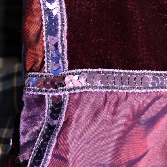 Multi-Purple Velvet Toss Blanket - Picture 10 of 10